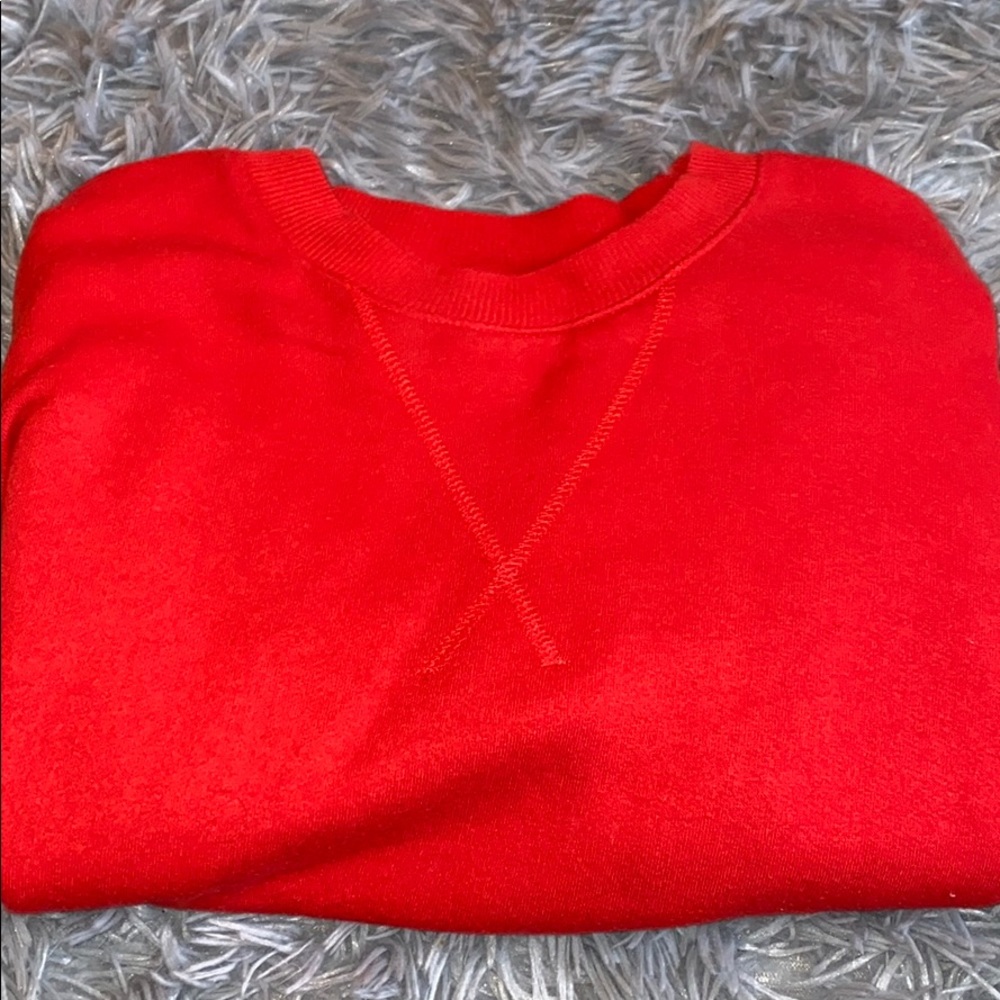 Cropped crew neck